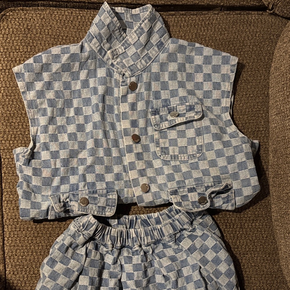 SHEIN Blue and White Checkered Kids Matching Set